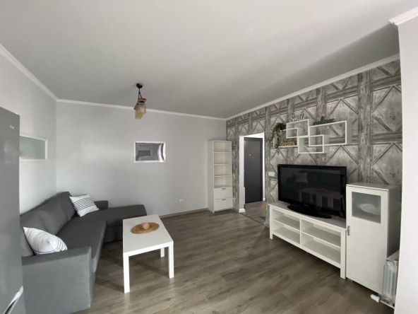 Дава се под наем Двустаен апартамент в София, Дружба 1 - 49 кв.м за 330 € - Снимка #1