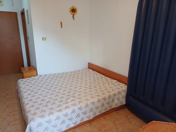 Дава се под наем Едностаен апартамент в к.к. Слънчев бряг - 30 кв.м за 127.5 € - Снимка #1