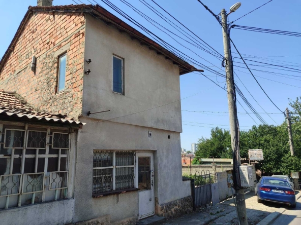 Къща в Добрич, Христо Ботев - 100 кв.м за 944 €/кв.м - Снимка #1