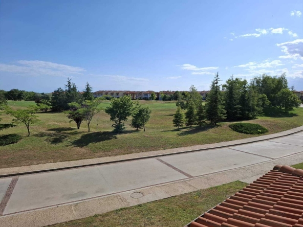 Тристаен апартамент в Балчик - 113 кв.м за 726 €/кв.м - Снимка #1