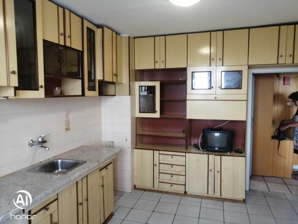 Тристаен апартамент в Стара Загора, Три чучура - юг - 68 кв.м за 1030 €/кв.м - Снимка #1