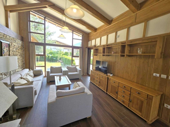 Къща в Банско - 195 кв.м за 2985 €/кв.м - Снимка #1