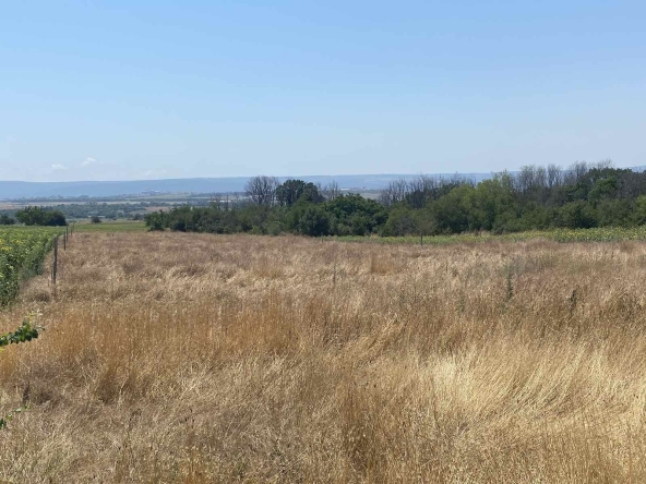 Парцел в Аксаково - 613 кв.м за 76 €/кв.м - Снимка #1