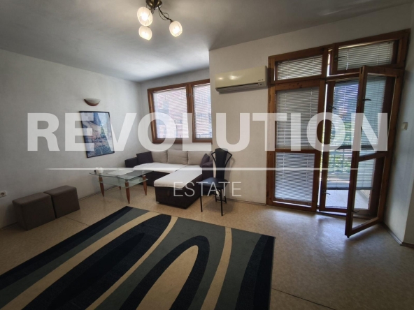 Дава се под наем Четиристаен апартамент в Пловдив, Каменица 1 - 156 кв.м за 450 € - Снимка #1