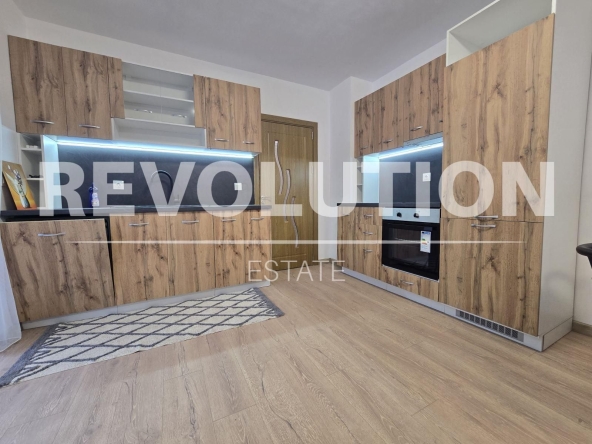 Дава се под наем Двустаен апартамент в Пловдив, Христо Смирненски - 64 кв.м за 600 € - Снимка #1