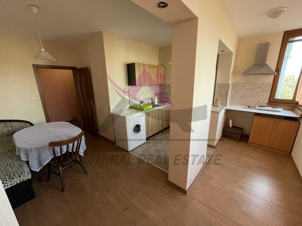 Дава се под наем Четиристаен апартамент в Варна, Лятно кино Тракия - 100 кв.м за 500 € - Снимка #1