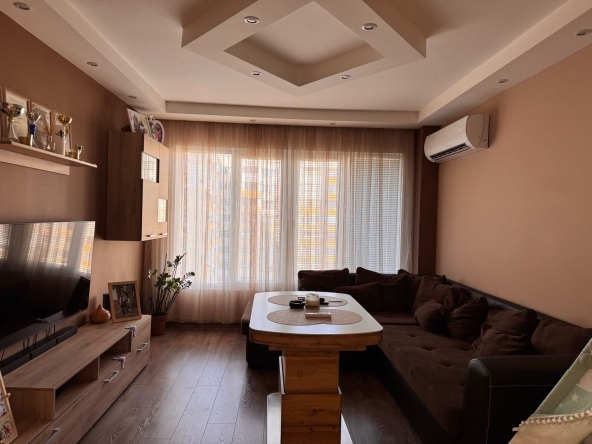 Тристаен апартамент в София, 7-ми 11-ти километър - 90 кв.м за 2612 €/кв.м - Снимка #1