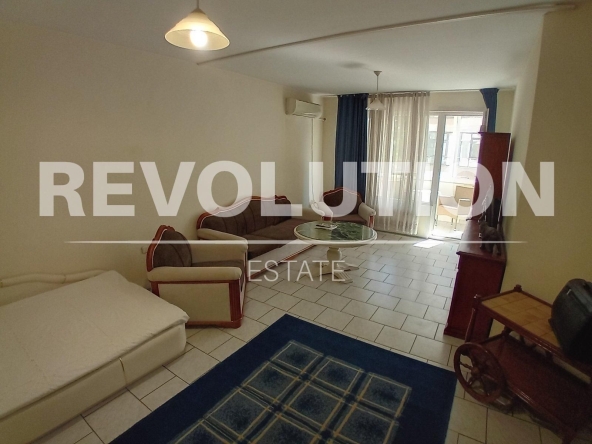 Дава се под наем Едностаен апартамент в Пловдив, Център - 55 кв.м за 315 € - Снимка #1