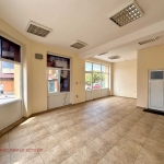 Дава се под наем Магазин в Русе, Централен кооп. пазар - 50 кв.м за 255 € - Снимка #1