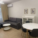 Дава се под наем Двустаен апартамент в к.к. Св.Св. Константин и Елена - 65 кв.м за 700 € - Снимка #1