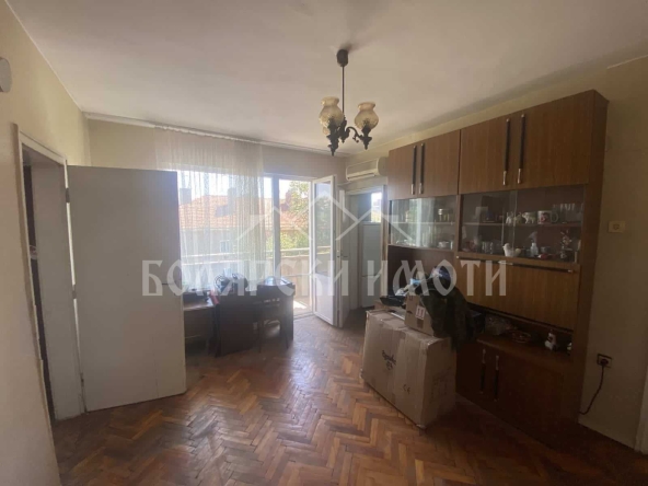 Двустаен апартамент в Велико Търново, Център - 60 кв.м за 1550 €/кв.м - Снимка #1