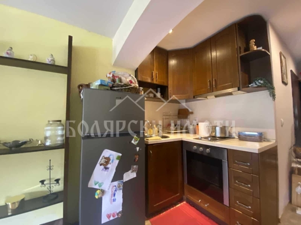 Дава се под наем Двустаен апартамент в Велико Търново, Асенов - 65 кв.м за 306 € - Снимка #1