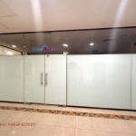 Дава се под наем Магазин в Русе, Център - 65 кв.м за 280.5 € - Снимка #1