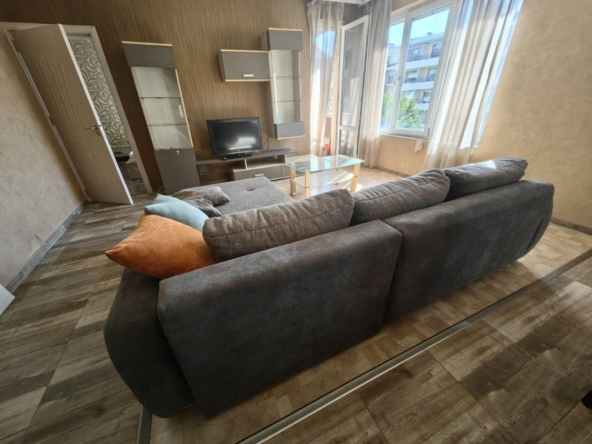 Дава се под наем Двустаен апартамент в София, Витоша - 67 кв.м за 550 € - Снимка #1