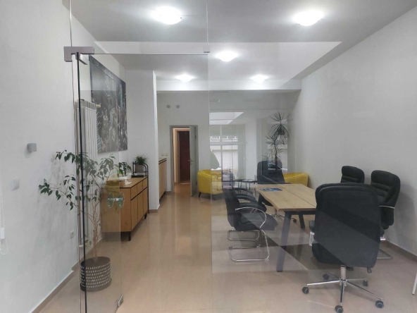 Дава се под наем Магазин в София, Манастирски ливади - 46 кв.м за 124200 € - Снимка #1