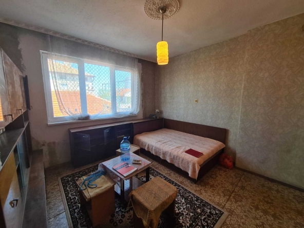 Тристаен апартамент в Хасково, Воеводски - 97 кв.м за 1031 €/кв.м - Снимка #1