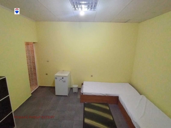 Дава се под наем  в Русе, Хъшове - 28 кв.м за 102 € - Снимка #1