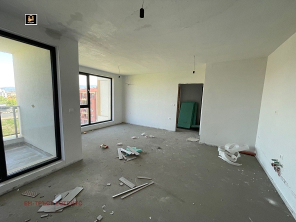 Двустаен апартамент в Пловдив, Остромила - 70 кв.м за 1643 €/кв.м - Снимка #1