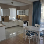 Дава се под наем Тристаен апартамент в Пловдив, Център - 130 кв.м за 714 € - Снимка #1