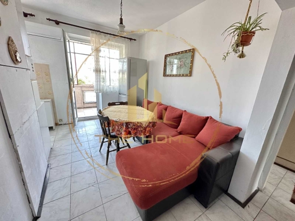 Дава се под наем Тристаен апартамент в с. Левски, Област Варна - 75 кв.м за 425 € - Снимка #1