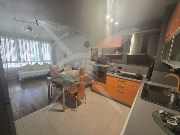 Дава се под наем Тристаен апартамент в Варна, Генералите - 92 кв.м за 1099 € - Снимка #1