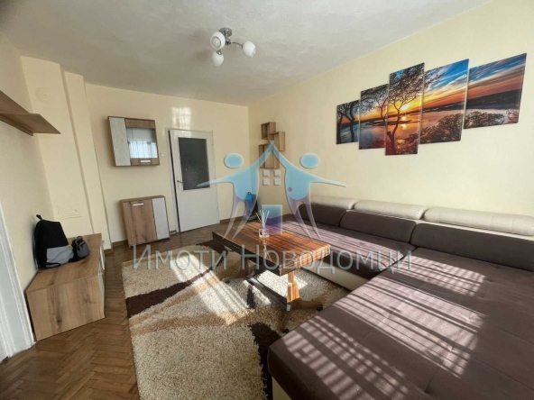 Двустаен апартамент в Шумен, Добруджански - 63 кв.м за 18215 €/кв.м - Снимка #1