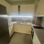 Дава се под наем Двустаен апартамент в Пловдив, Христо Смирненски - 80 кв.м за 400 € - Снимка #1