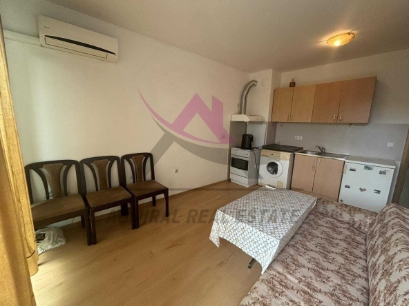 Дава се под наем Двустаен апартамент в Варна, Зимно кино Тракия - 62 кв.м за 325 € - Снимка #1