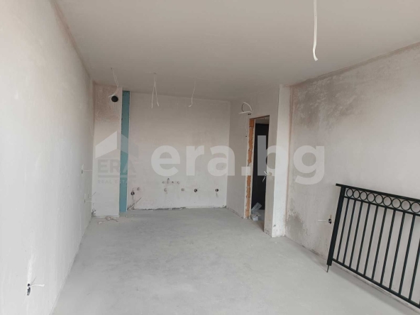 Двустаен апартамент в Варна, м-т Траката - 60 кв.м за 2167 €/кв.м - Снимка #1