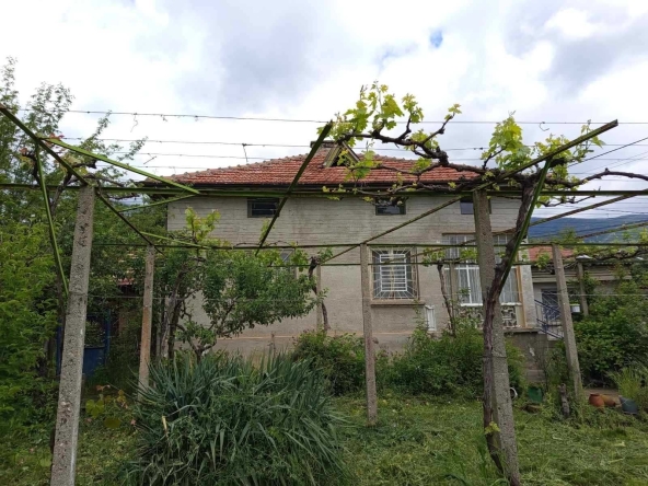 Къща в с. Тъжа, Област Стара Загора - 80 кв.м за 434 €/кв.м - Снимка #1