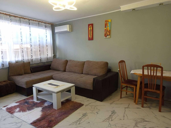 Дава се под наем Етаж от къща в Варна, Аспарухово - 60 кв.м за 350 € - Снимка #1