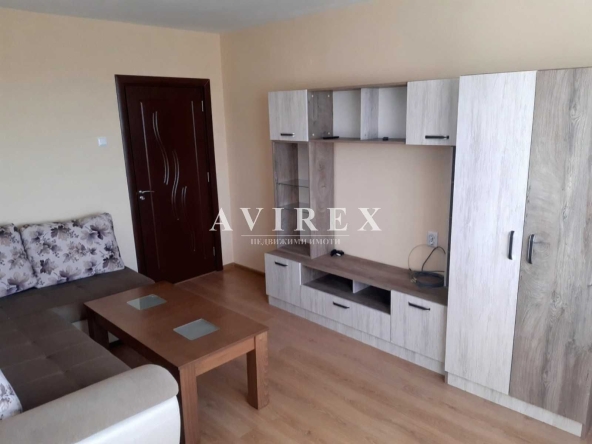 Дава се под наем Тристаен апартамент в Пловдив, Съдийски - 100 кв.м за 433.5 € - Снимка #1