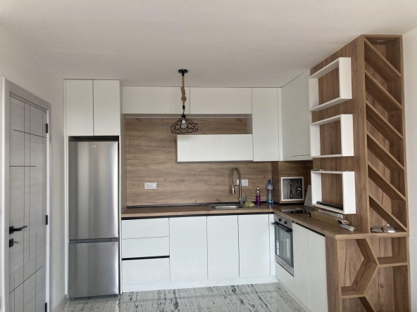 Дава се под наем Двустаен апартамент в Пловдив, Христо Смирненски - 70 кв.м за 500 € - Снимка #1