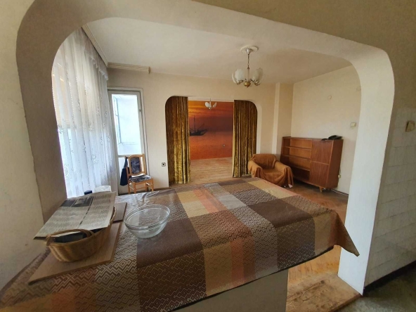 Тристаен апартамент в Стара Загора, Център - 86 кв.м за 1175 €/кв.м - Снимка #1