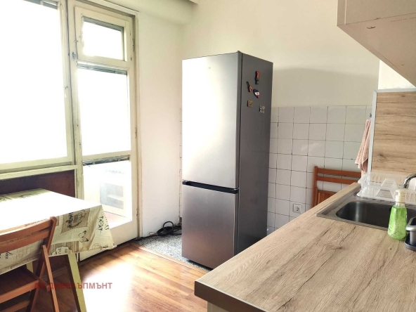 Дава се под наем Тристаен апартамент в София, Разсадника - 76 кв.м за 382.5 € - Снимка #1