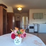 Дава се под наем Двустаен апартамент в Варна, Колхозен пазар - 74 кв.м за 408 € - Снимка #1