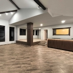 Дава се под наем Магазин в Мездра - 105 кв.м за 612 € - Снимка #1