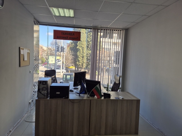 Офис в Стара Загора, Самара 1 - 39 кв.м за 1569 €/кв.м - Снимка #1