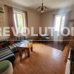 Дава се под наем Двустаен апартамент в Пловдив, Център - 72 кв.м за 325 € - Снимка #1