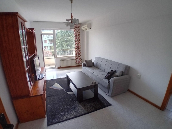 Дава се под наем Тристаен апартамент в Пловдив, Съдийски - 80 кв.м за 425 € - Снимка #1