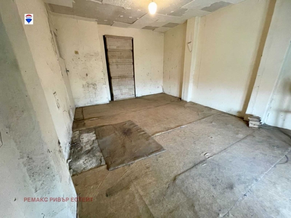 Тристаен апартамент в Русе, Дружба 1 - 74 кв.м за 607 €/кв.м - Снимка #1