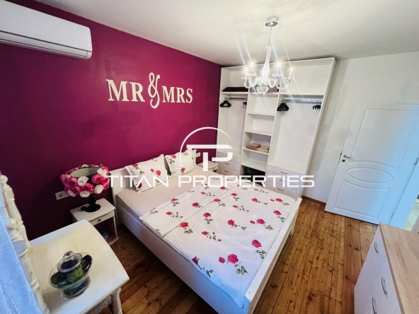 Дава се под наем Тристаен апартамент в Бургас, Лазур - 70 кв.м за 765 € - Снимка #1