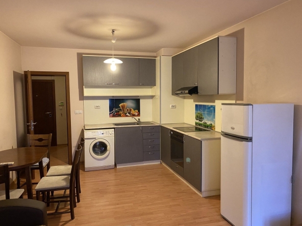 Дава се под наем Двустаен апартамент в Пловдив, Център - 65 кв.м за 408 € - Снимка #1