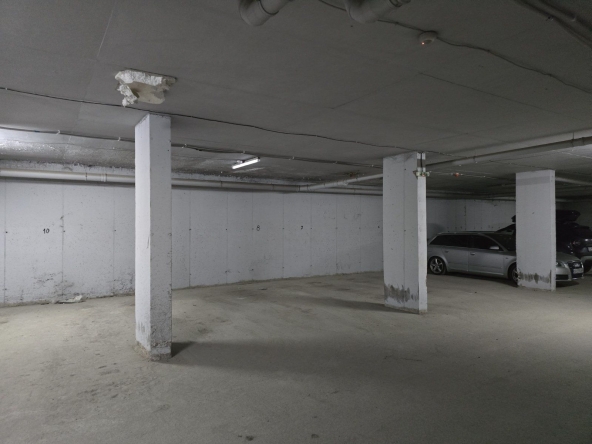 Дава се под наем Гараж / Паркомясто в София, Студентски град - 14 кв.м за 25500 € - Снимка #1