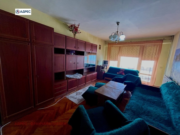 Двустаен апартамент в Враца, Младост - 72 кв.м за 1098 €/кв.м - Снимка #1