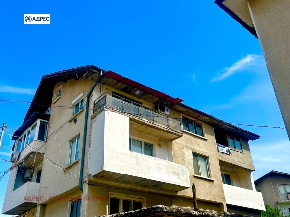 Етаж от къща в Мездра - 58 кв.м за 528 €/кв.м - Снимка #1