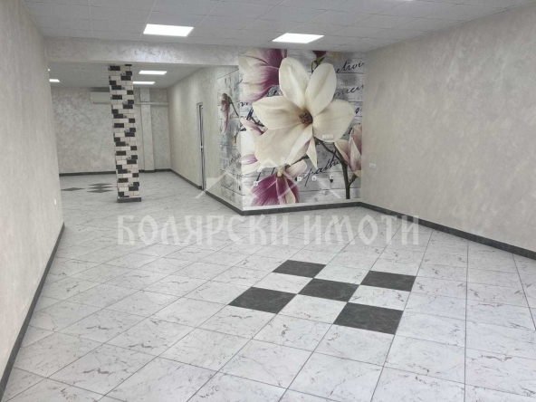Магазин в Велико Търново, Колю Фичето - 100 кв.м за 1700 €/кв.м - Снимка #1