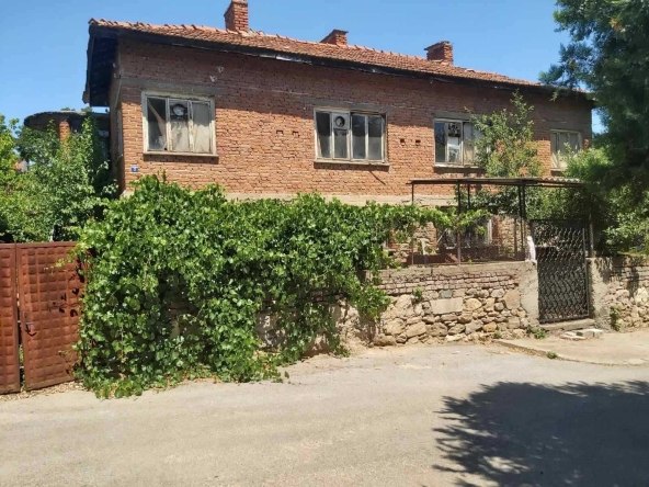 Къща в Харманли - 248 кв.м за 617 €/кв.м - Снимка #1