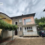 Етаж от къща в Мездра - 105 кв.м за 848 €/кв.м - Снимка #1