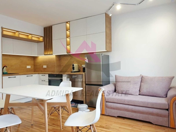 Дава се под наем Двустаен апартамент в Варна, Лятно кино Тракия - 58 кв.м за 600 € - Снимка #1